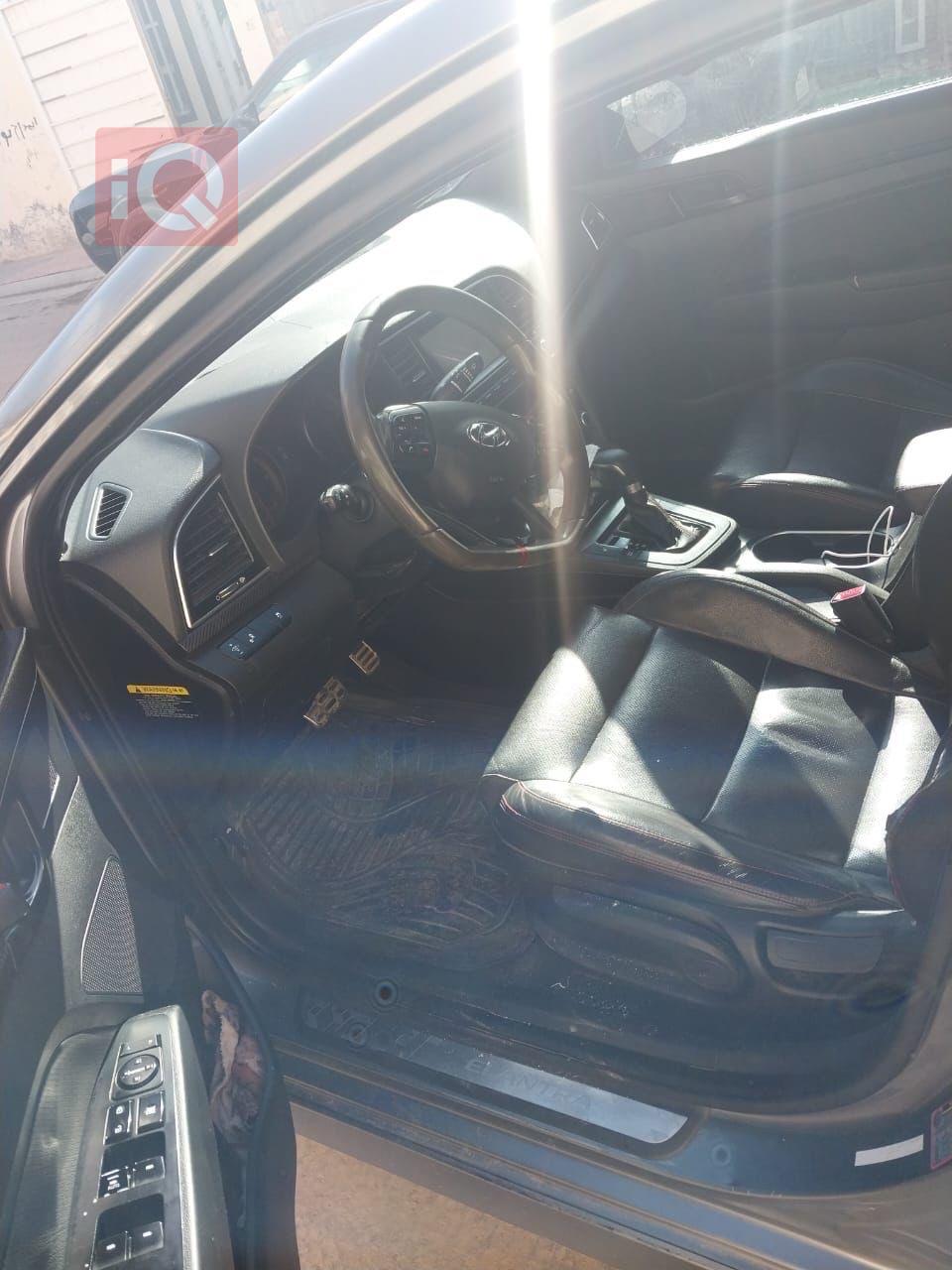 هيونداي النترا